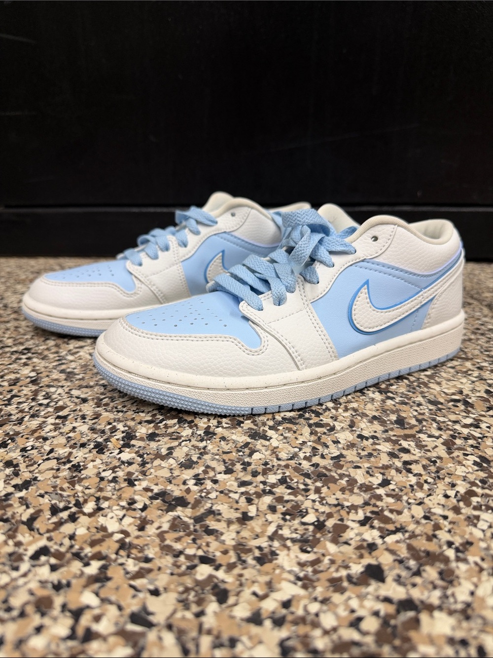 Air Jordan 1 Low Se Reverse Ice Blue Womens DV1299-104 Brand New